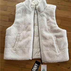 White reversible Sherpa Vest